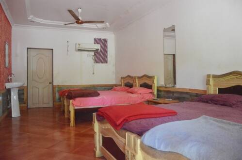 Lambe Holiday Inn, Shrivardhan 4
